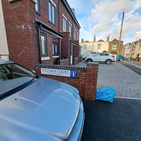 Lovely And Modern Groundfloor 1 Single Bedroom With Netflix, Tea/coffee/biscuits Bristol